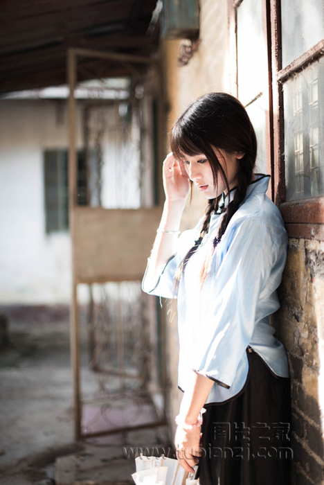 我和两个女同事双飞:高贵艳妇屈服的沦陷