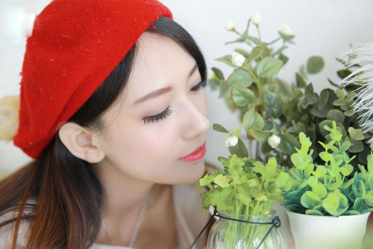 硕大律动紧致戳刺贯穿:校花被老校长玩弄小说