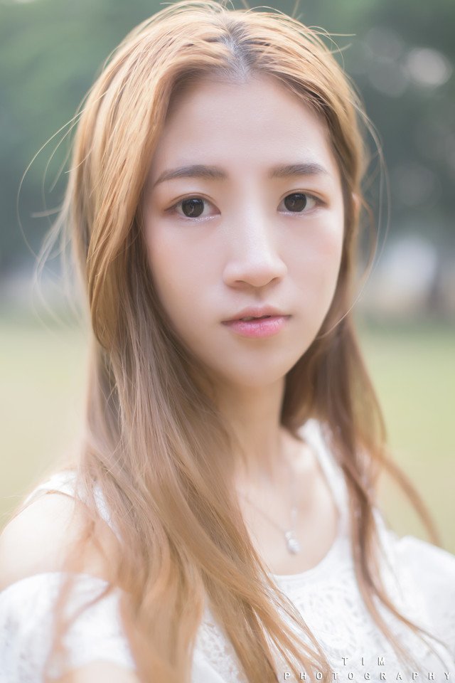 在厨房做饭内裤被脱了:自己玩自己给别人看