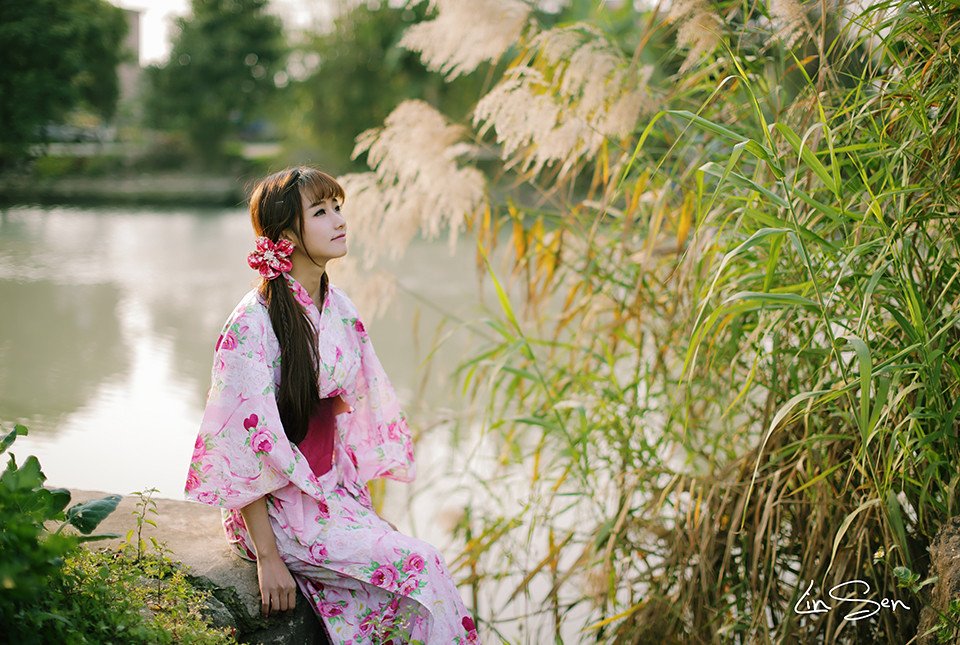 我舒服得闭上眼睛,被她弄到欲仙欲死