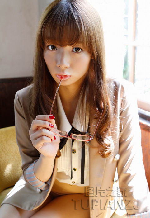 女人怀孕了能不能做那个事 怀孕后老公有生理需要怎样帮他解决?