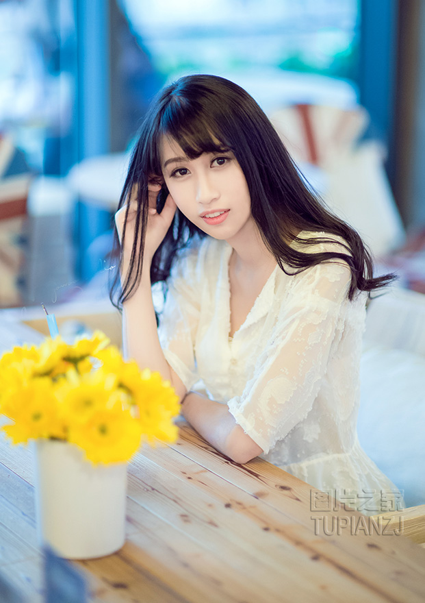 如何判断已婚女人对你动情了?已婚女人想你上她的六个暗示 别不懂!