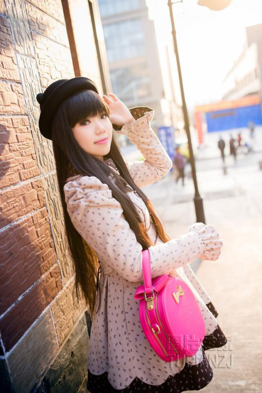 口述:老公喜欢在小女儿面前和我嘿咻