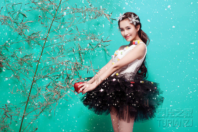 一个女人对男人动情的六个表现 别傻傻分不出来 她暗示喜欢你了!