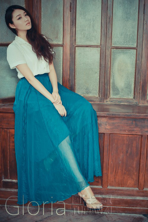 什么样的女人容易追 大龄单身女渴望爱情 离过婚的女人随便上!