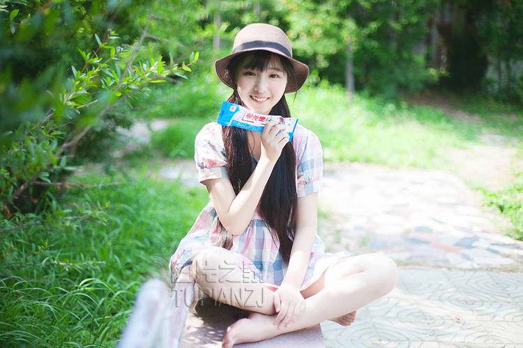 舔舐女朋友小核 女朋友被前男友操 女朋友被前男友操小说