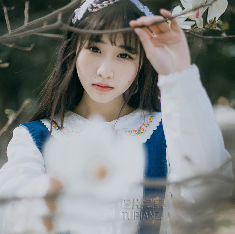 关之琳被塞高尔夫球是真的吗？关之琳被塞高尔夫球图片