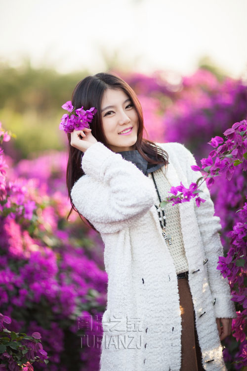 和领导出差怀孕了 口述:女白领与领导出差酒店做 那一夜要了我八次