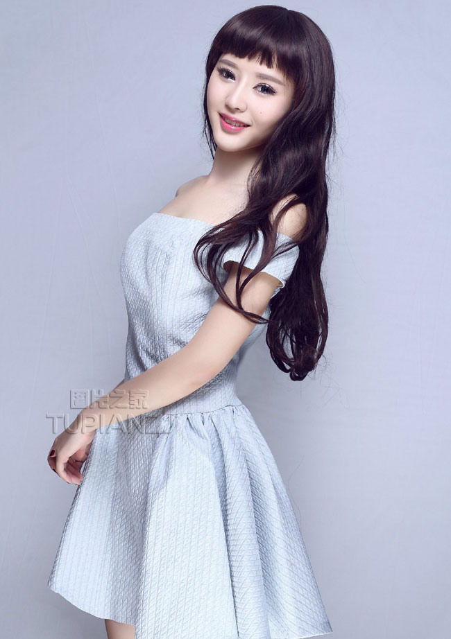 女18下面毛茸茸:沃土肥田张玉梅的丰满身体