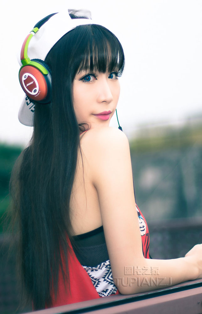 口述男友和闺蜜搞在一起了,挺进女友闺蜜的身体