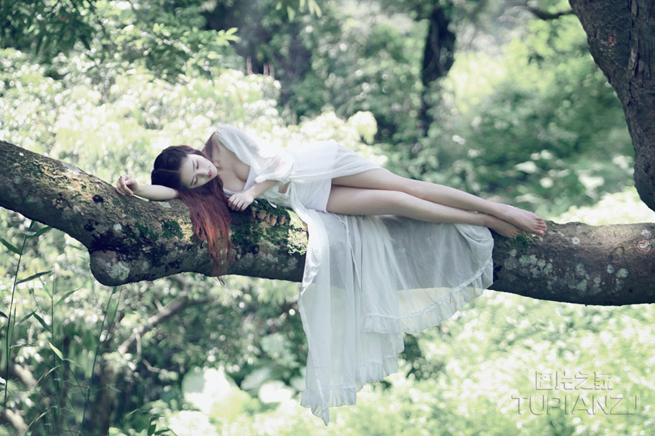 慢点今天老师都是你的|生物老师你下面好湿